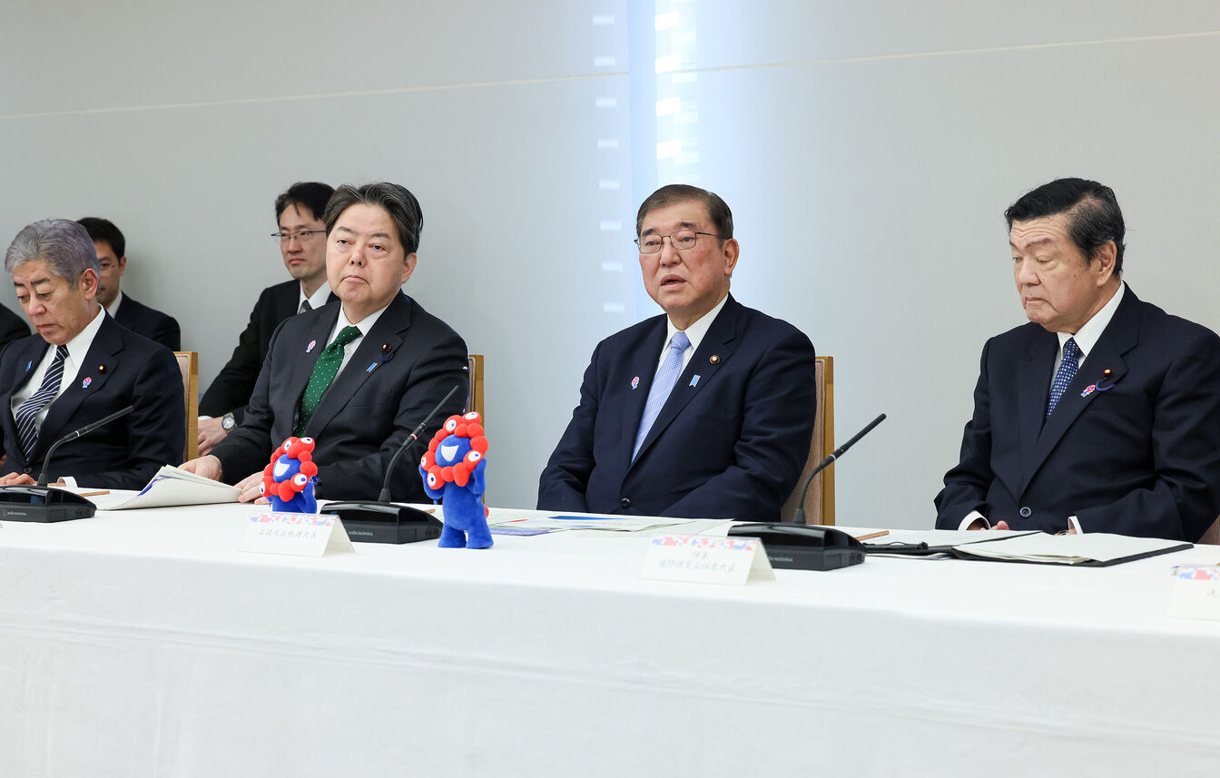 ▲国際博覧会推進本部の様子:首相官邸ホームページより 石破首相 万博