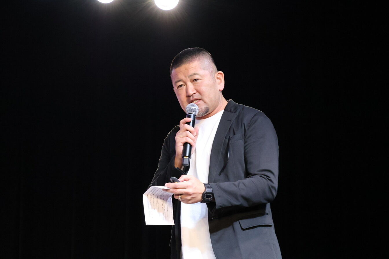 ▲トラブルケアふくおか 清水 正樹氏：訪日ラボ撮影