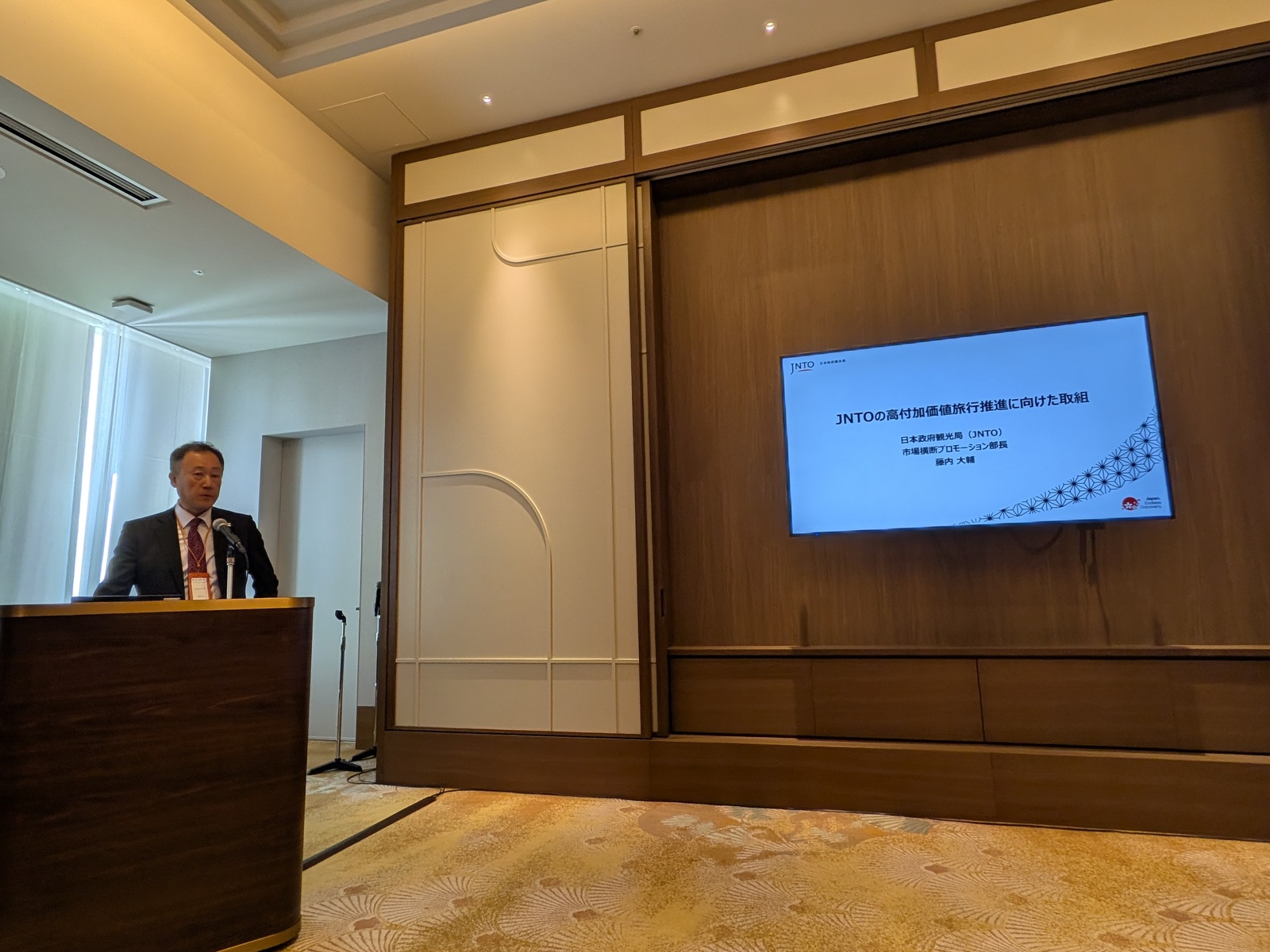 ▲日本政府観光局(JNTO)市場横断プロモーション部 藤内 大輔氏:訪日ラボ撮影 ▲日本政府観光局(JNTO)市場横断プロモーション部 藤内 大輔氏:訪日ラボ撮影