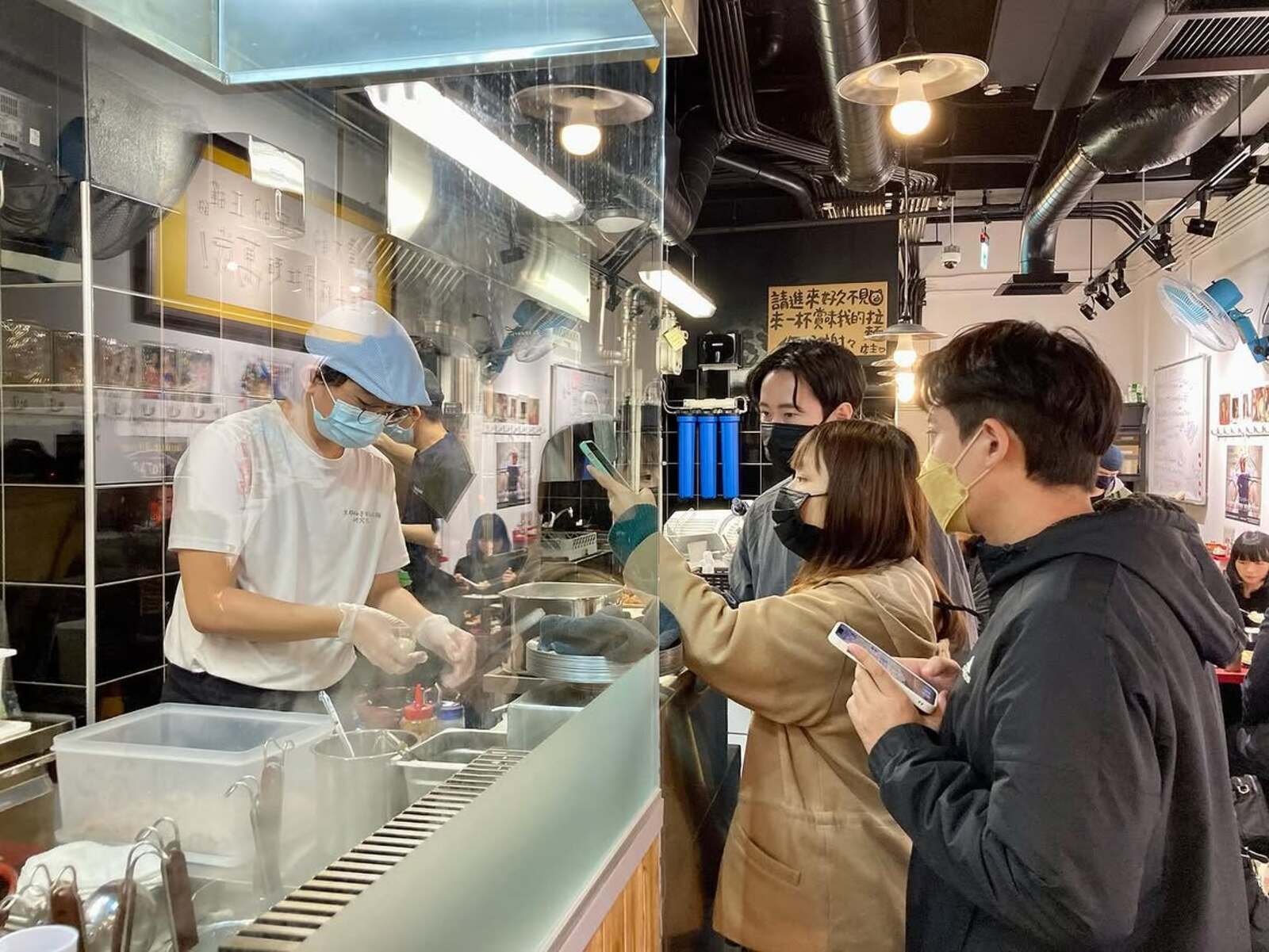 ▲台湾人旅行者に届くのは、整えすぎた広告ではなく、その土地で生まれる発見と会話 ▲台湾人旅行者に届くのは、整えすぎた広告ではなく、その土地で生まれる発見と会話