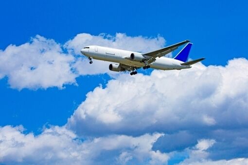 国際航空定期便の2019年6月利用実績