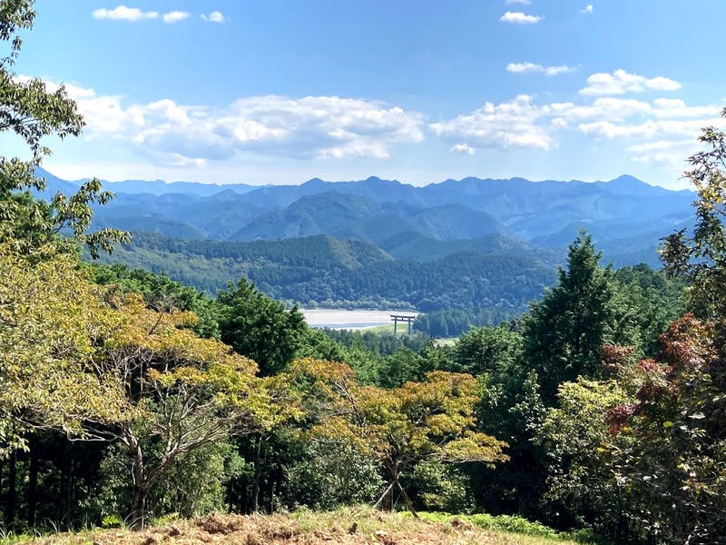 熊野本宮大社の旧社地：大斎原（おおゆのはら）を見渡せる見晴らし台