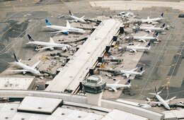 世界の航空会社のコロナ禍損失「30兆円」下期に黒字転換か 英企業調査