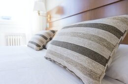 7月外国人宿泊者数、3年半ぶり「1,000万人泊」突破：観光庁 宿泊旅行統計