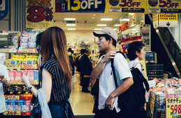 小売店における多言語対応とは？重要性や具体的な対応方法を解説