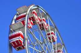 東京ディズニーリゾート、入場者数が前年度比2倍近くに