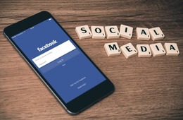 Facebookで口コミを集める方法とは？機能・他のSNSとの違い・メリット