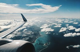 世界の航空需要は堅調に成長、搭乗率高く効率的に運行【IATA旅客需要データ 2024年10月】