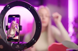 海外インフルエンサーを活用したマーケティング施策の基礎・成功事例3選を解説!