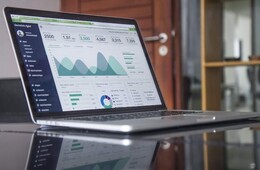 CVRとは？計算方法や改善策、業界別平均値を紹介【コンバージョンレート】