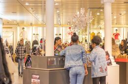 クロスセルとは？アップセルとの違い、メリットと注意点を解説