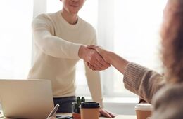リテンションとは？具体的な施策と注意点、メリットなど