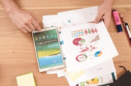 市場調査とは？マーケティングリサーチとの違いや代表的な手法、実施のポイントを解説