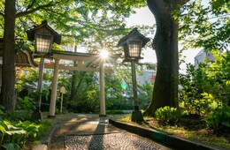 デロイトとコンデナスト・ジャパン、海外富裕層向け事業のコンサル開始