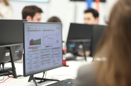 顧客分析とは？効果的な10のフレームワークと活用法を解説