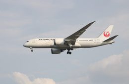 JAL、インバウンド好調で増収増益　EBITは過去最高に