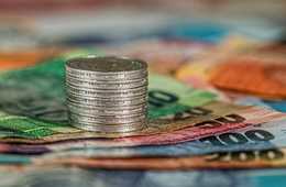 3,300億円の経済波及効果に期待：ラグビーワールドカップ これまでの数値からみるインバウンドへ効果とは？2年後に控えた日本大会開催を前に知っておくべき7つの数字