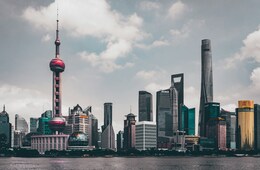 中国、2026年の祝日を発表 今年の春節は9連休