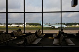 成田空港、2025年度中間決算を発表　営業収益は5期連続の増収