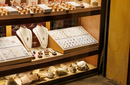 2月の百貨店免税売上、4か月連続マイナス 韓国は16か月ぶりにプラス