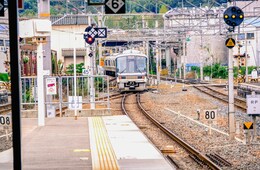 JR西日本、5期連続の増収増益で過去最高益を更新 インバウンド収入も過去最高(2026年3月期 通期決算)