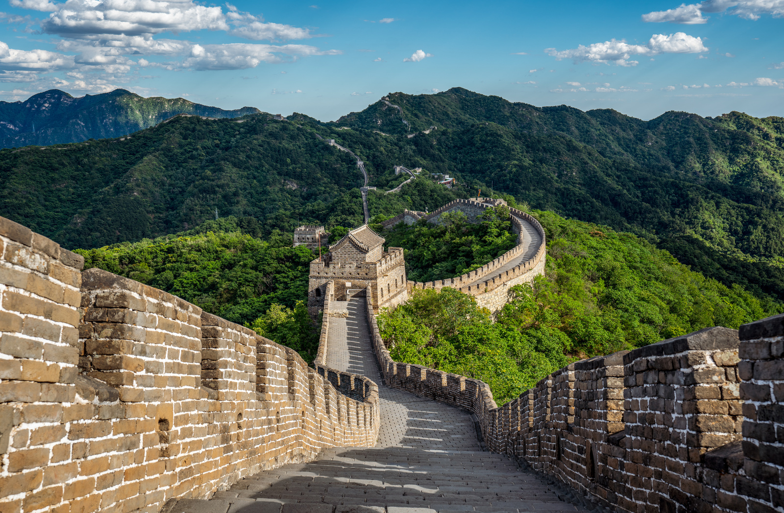 【2026年・中国労働節振り返り】旅行者数3.3億人、国内旅行が活性化　今後の訪日旅行はどうなる？