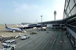 セントレア、外国人旅客数が過去最高の339万人 中国減便も東アジアや欧州路線の拡充が下支え(2026年3月期 通期決算)