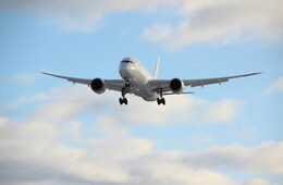 関西エアポート、過去最高益を記録 インバウンド増や万博効果など背景に(2025年度通期決算)