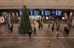 クリスマスの航空券、最安で買えるのは56日前 Googleが5年分のデータを分析