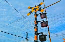 訪日客による踏み切りでのトラブルが多発：その発生原因から見る地方のインバウンド受け入れ体制の整え方を考える