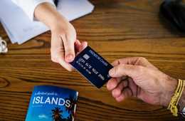 インバウンド売上をアップ ”現金のみ”は訪日外国人の消費を低迷させる？／いますぐクレジットカード決済やスマホ決済の対応を