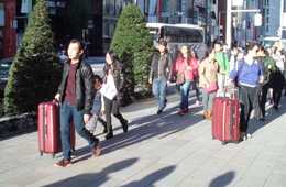 外国人が日本を訪れる理由、ビザ解禁、円安、所得増