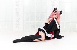 外国人観光客に人気のアニメ聖地5選／鎌倉の踏切に訪日外国人が殺到するワケ