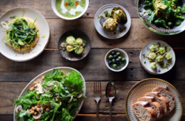 ベジタリアンとは｜種類、飲食が対応すべき3つの理由、事例3選を紹介