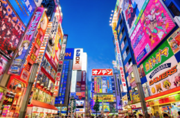 秋葉原が外国人観光客に人気 | 理由・観光スポット・アキバフクロウ