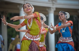 インドで人気のSNSランキング1位「Facebook」、インバウンド誘致のPR事例紹介