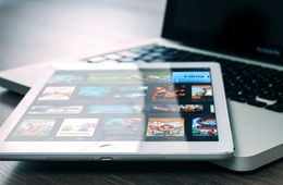 中国動画サイト5選！Youkuなど無料動画サービス・日本のドラマも見られる？有料会員数やYouTuber起用した例を解説
