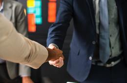 【おすすめ5選】MICEが経済効果1兆円を生み出す3つの理由／海外展示会出展サポート企業特集