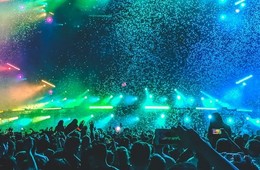 ナイトライフとは？夜のインバウンド観光を解説／国内外の先進事例も紹介