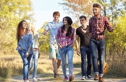 世界の観光地で人気の4輪自転車「THE PEDAL SHIP」デビュー