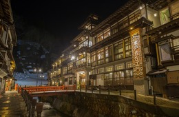 海外資本が「ONSEN」に流れ込む…5億ドルで老舗旅館20軒取得：後継者問題解決で起死回生した例も