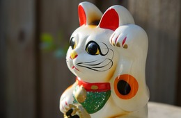 【ランキング】韓国人に人気の日本のお土産、1位は「招き猫」：韓国人が検索する日本のレストラン・化粧品・お土産TOP20調査より