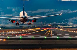 世界の空港ランキング｜スカイトラックスが格付け・日本は羽田が2位・部門別の順位・ランクイン理由を解説