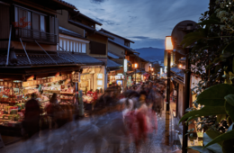 京都が抱える観光問題 | 市バスのオーバーツーリズム問題と対策事例を紹介