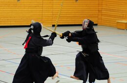 SAMURAI TRIP（サムライトリップ）とは｜外国人向け剣道体験で作法＆対戦＆製作所見学＆ランチを体験・認定事業・武道ツーリズムの最前線