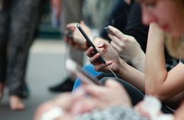 中国のネット検閲とは | 天安門事件が検索できないって本当？