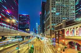 英語を話すのは「香港人」としてのアイデンティティ？：驚異の高リピーター率約86％、季節限定アクティビティが再訪のかなめ