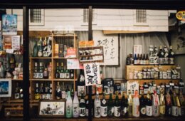日本酒に対する海外の反応は？「SAKE」に魅せられた外国人からの素朴な疑問を紹介