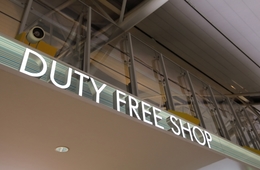 【観光庁】消費税免税店数は5.2万店・前回比104％：地方部が三大都市圏を上回る伸び率を記録