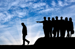 新型コロナで広がる差別「#私はウイルスじゃない」ハッシュタグに込められた悲痛な叫び